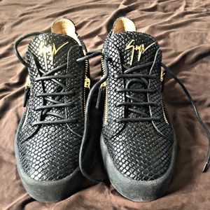 Giuseppe Zantonni W/ crocodile skin